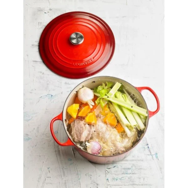 Cocotte En Fonte Ronde 26 Cm Cerise Le Creuset Signature Paris 6