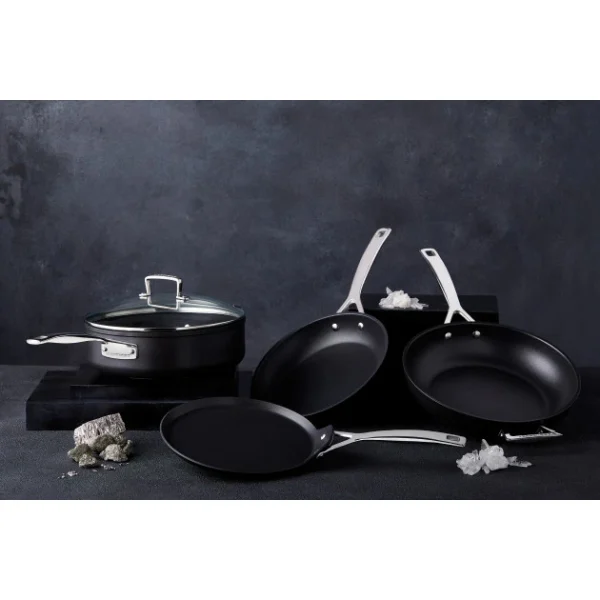 site pas cher Sauteuse 30 Cm Anti-Adhérente Les Forgées Le Creuset 5