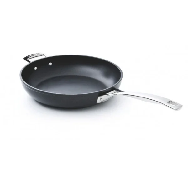 site pas cher Sauteuse 30 Cm Anti-Adhérente Les Forgées Le Creuset 1